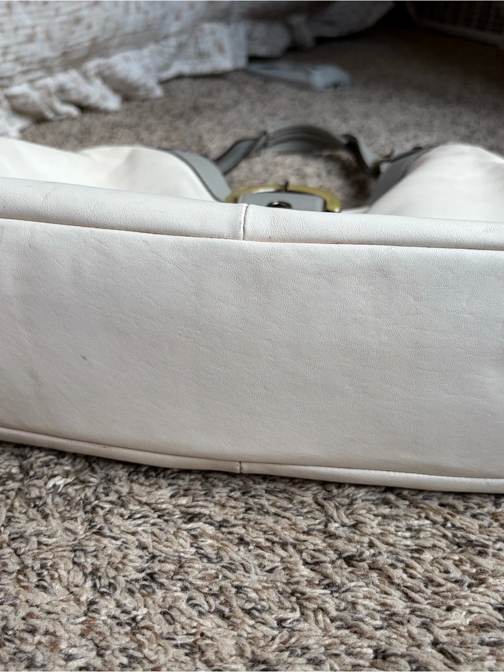 Vintage Y2K Coach SoHo Lynn Hobo Bag in White and Grey Leather!